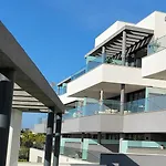 The Blue In Mesas, Apartment